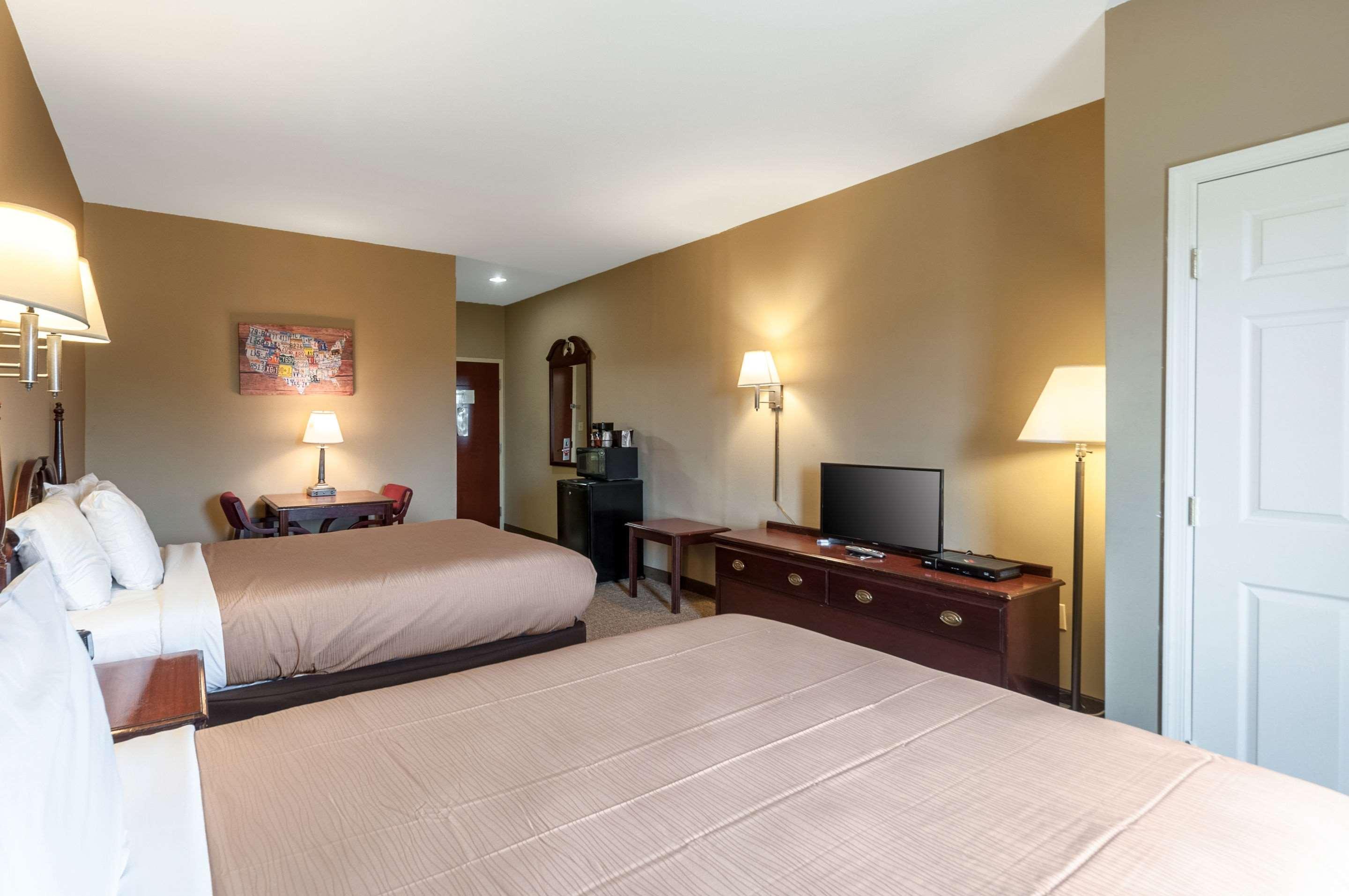 Econo & Hotel Middletown